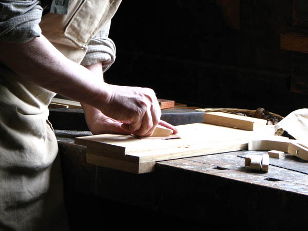 Nuestra <strong>carpintería de madera en  Mataró</strong> es una empresa de <strong>herencia familiar</strong>, por lo que  contamos con gran <strong>experiencia </strong>en la profesión.
